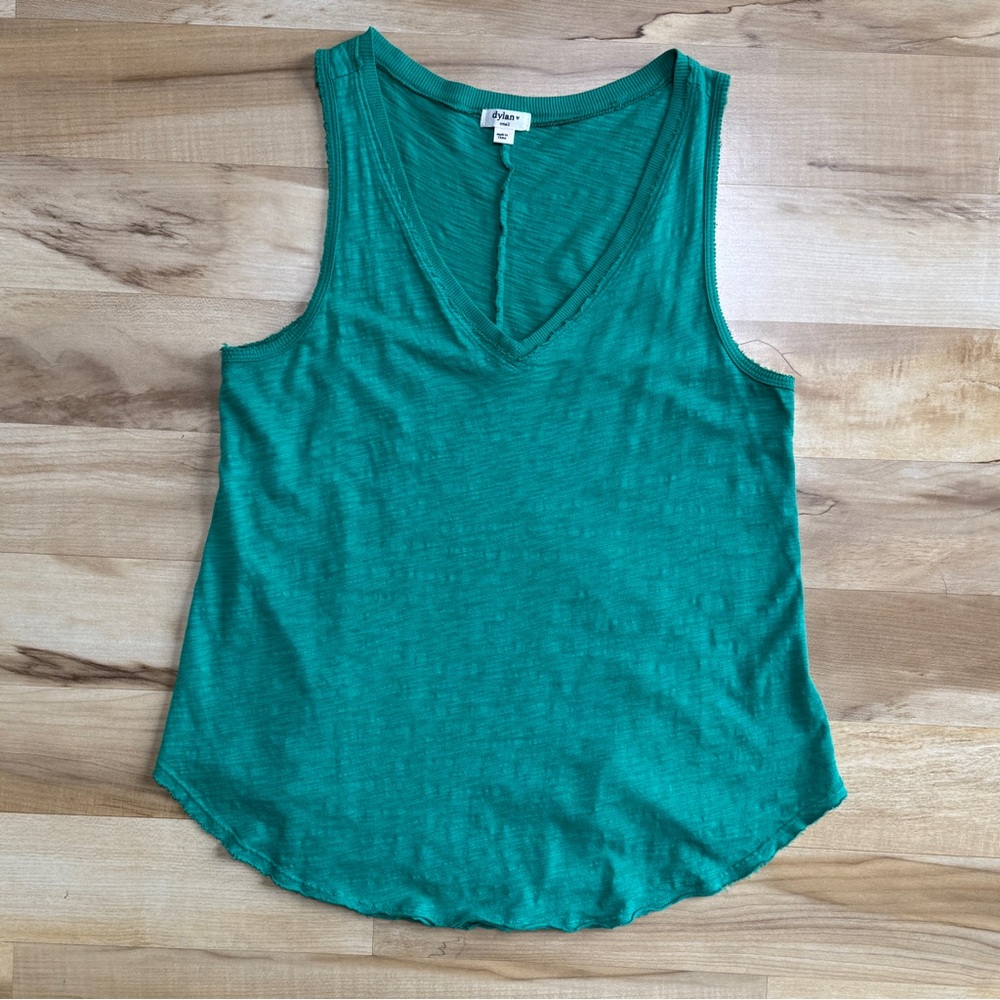 Dylan by True Grit Soft Slub V Neck Tank Top Green